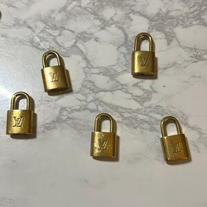 🔒 SALE 🔒 Authentic Louis Vuitton Lock - no key Choose from 320,310,310,318,319